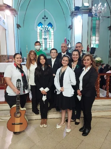 Foto de Analia Constanza. La dulce y melodiosa voz del Paraguay