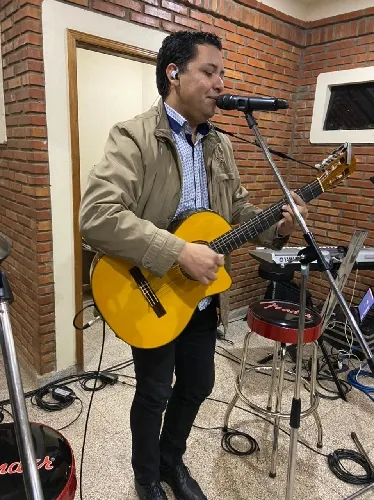 Foto de Luiz con Z
