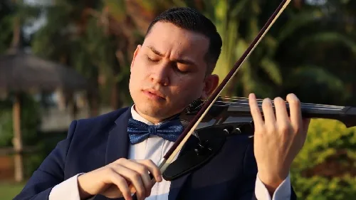 Foto de Marcelo Cáceres - Violinista