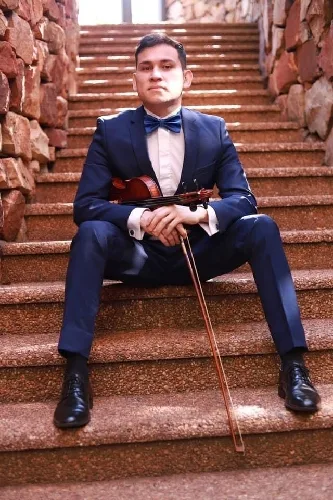 Foto de Marcelo Cáceres - Violinista