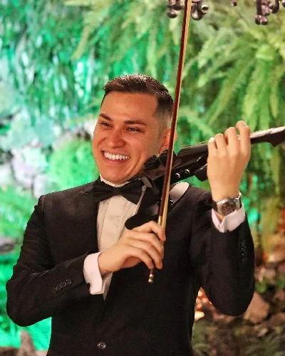 Foto de Marcelo Cáceres - Violinista