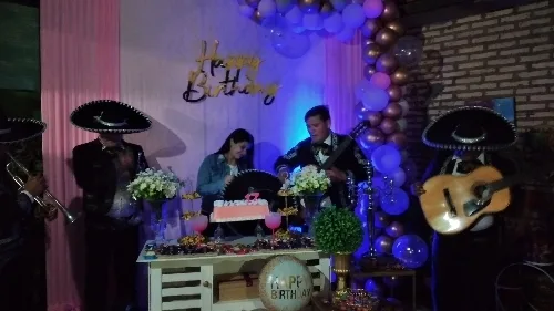 Foto de MARIACHI ALBHUR