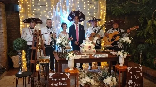 Foto de MARIACHI ALBHUR