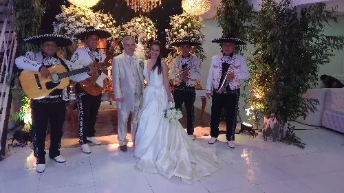 Foto de MARIACHI ALBHUR
