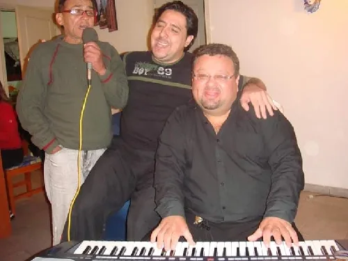 Foto de Rolando producciones