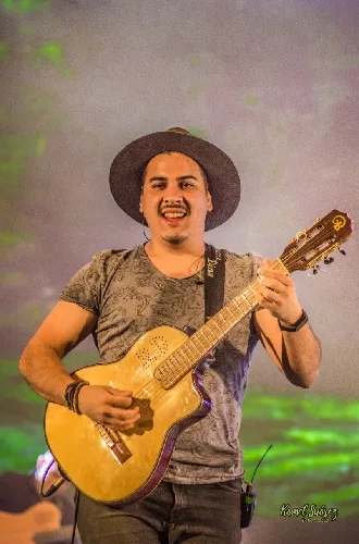 Foto de Roscer Diaz & Grupo